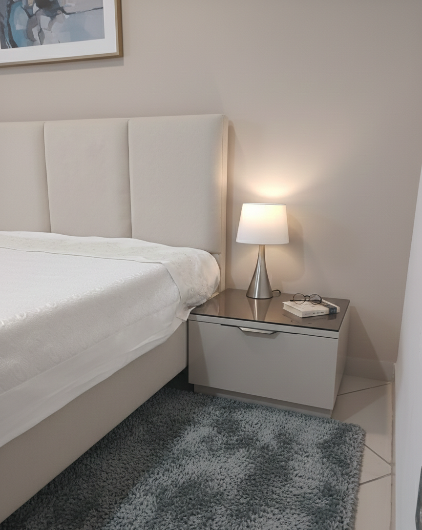 table de nuit Diana 1